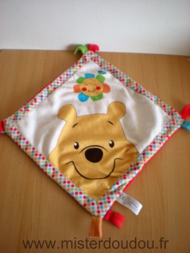Disney Carre Blanc tete de winnie dessous rouge - Très bon état