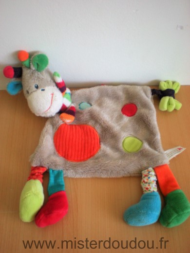 Nicotoy Girafe Gris rond rouge vert bleu echarpe rayee - Très bon état