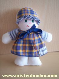 Nounours Poupée Rose et bonnet à carreaux bleu orange devant et blanc derriere - Bon état
